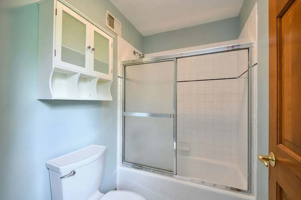 2324 Kalamazoo Drive Naperville IL 60565