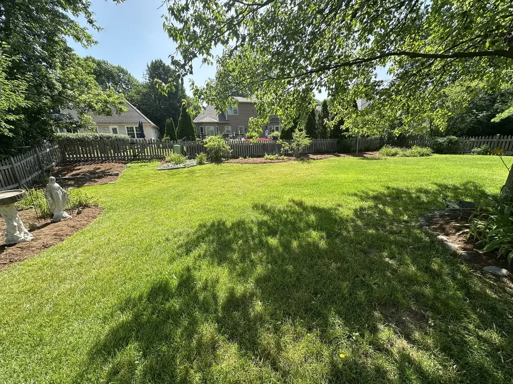2324 Kalamazoo Drive Naperville IL 60565