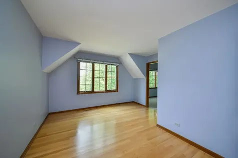 2324 Kalamazoo Drive Naperville IL 60565