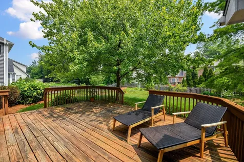 2324 Kalamazoo Drive Naperville IL 60565