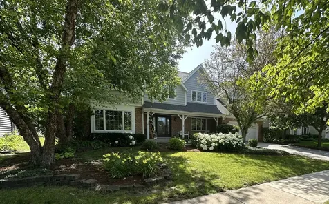 2324 Kalamazoo Drive Naperville IL 60565
