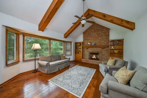 2324 Kalamazoo Drive Naperville IL 60565
