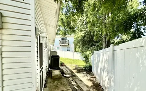 304 Franklin Street Mahomet IL 61853
