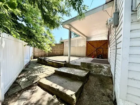 304 Franklin Street Mahomet IL 61853