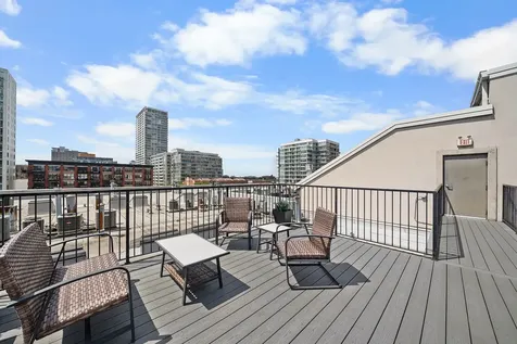 1525 South Michigan Avenue Chicago IL 60605