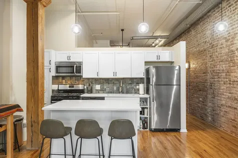 1525 South Michigan Avenue Chicago IL 60605