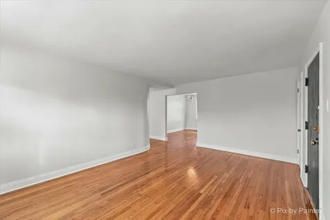 2731 West Berwyn Avenue Chicago IL 60625