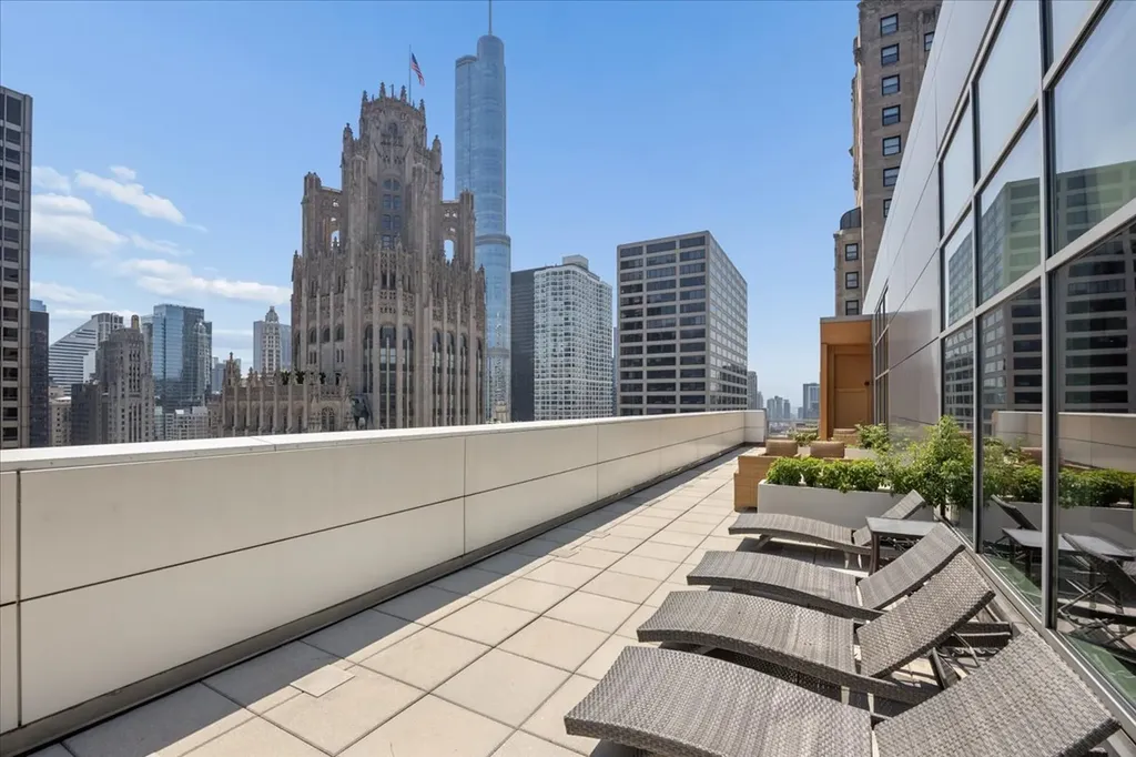160 East Illinois Street Chicago IL 60611