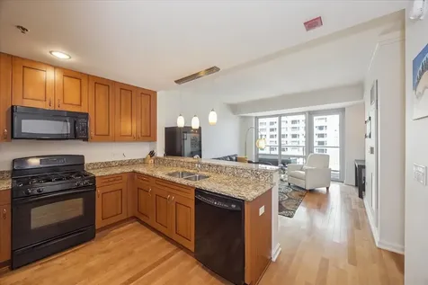 160 East Illinois Street Chicago IL 60611