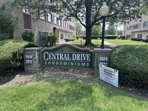 2612 Central Drive Flossmoor IL 60422