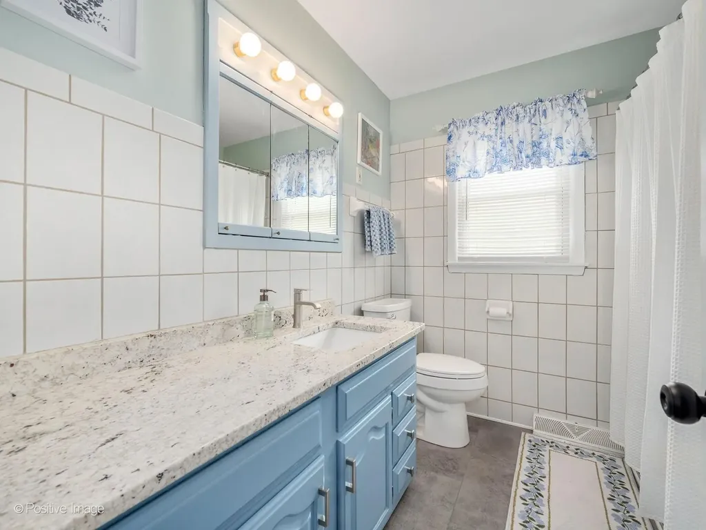 4733 South Pershing Avenue Downers Grove IL 60515
