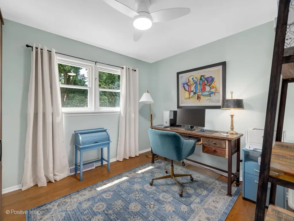 4733 South Pershing Avenue Downers Grove IL 60515