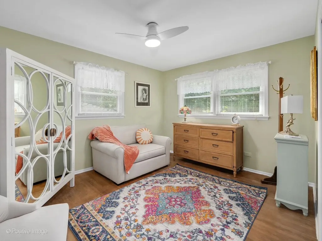 4733 South Pershing Avenue Downers Grove IL 60515