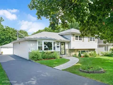 4733 South Pershing Avenue Downers Grove IL 60515