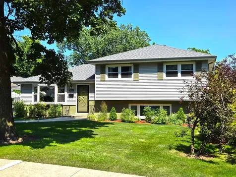 4733 South Pershing Avenue Downers Grove IL 60515