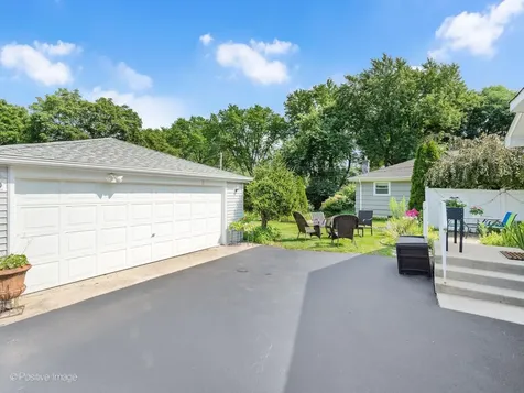 4733 South Pershing Avenue Downers Grove IL 60515