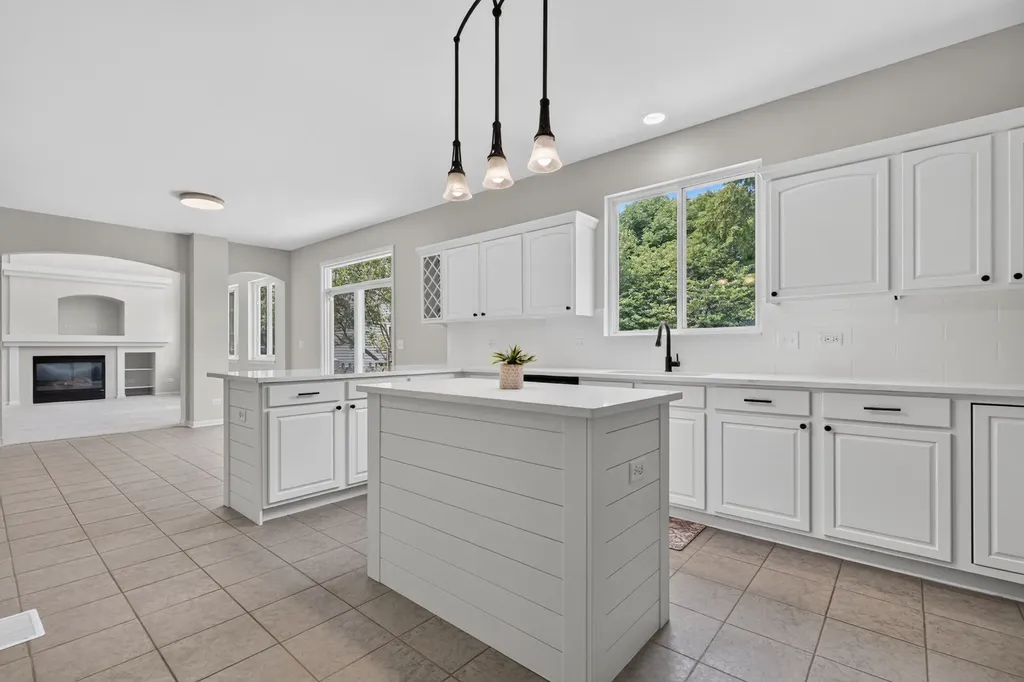 14822 Independence Court Plainfield IL 60544