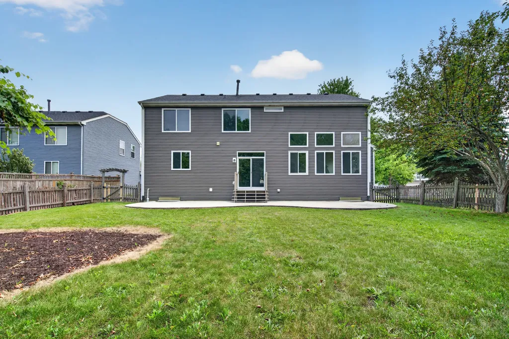 14822 Independence Court Plainfield IL 60544