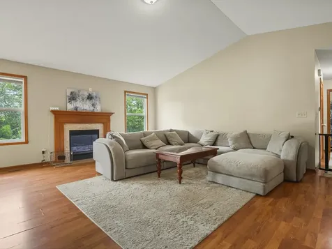 8460 Crooked Bend Road Machesney Park IL 61115