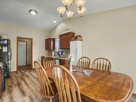 8460 Crooked Bend Road Machesney Park IL 61115