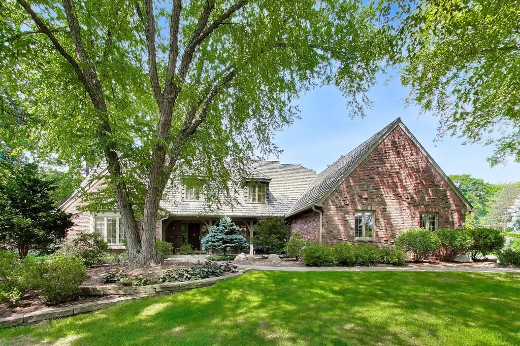 21952 West Pine Lake Circle Kildeer IL 60047