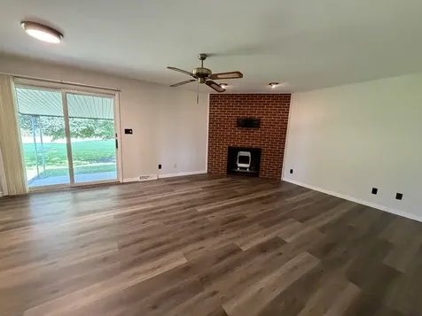 503 North State Street Bellflower IL 62174