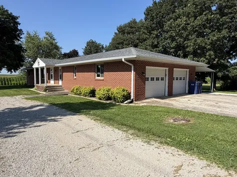 503 North State Street Bellflower IL 62174