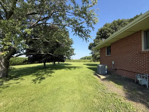 503 North State Street Bellflower IL 62174