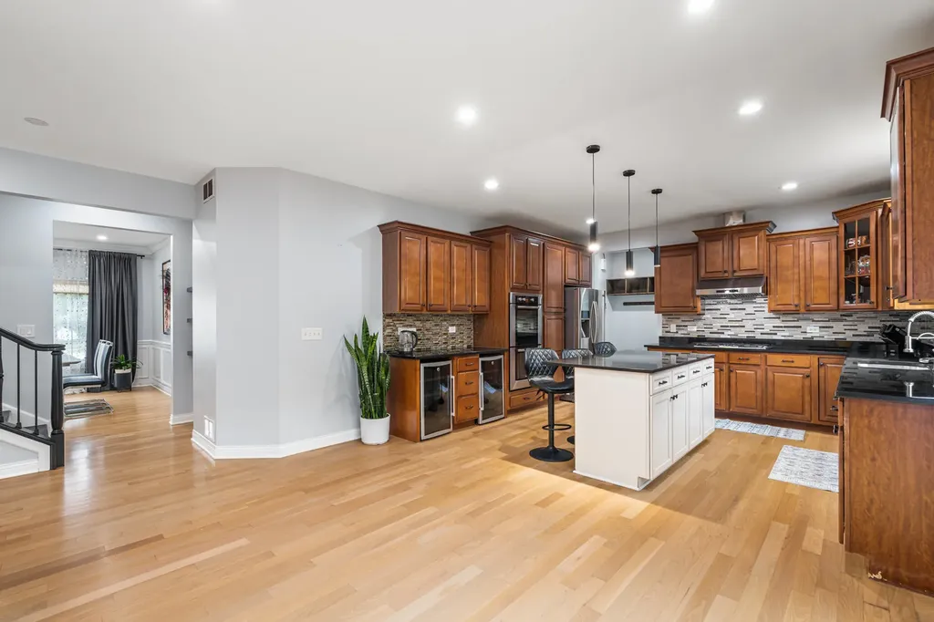 17933 South Beechwood Court Lockport IL 60441