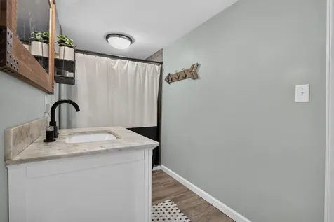 19882 Oakwood Drive Bloomington IL 61705
