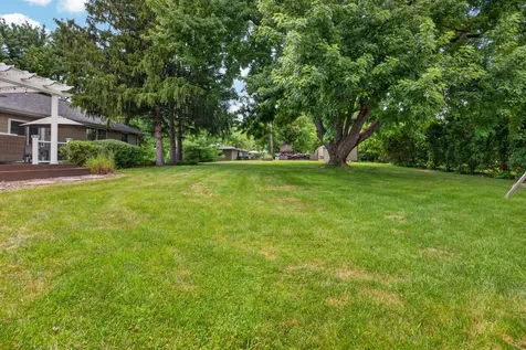 19882 Oakwood Drive Bloomington IL 61705