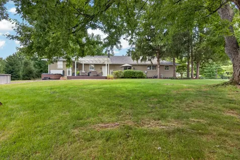 19882 Oakwood Drive Bloomington IL 61705