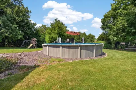 19882 Oakwood Drive Bloomington IL 61705