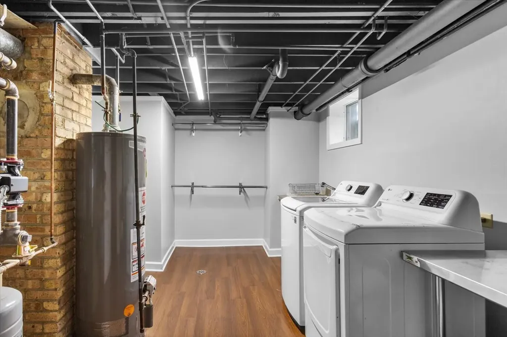 5831 Washington Street Downers Grove IL 60516