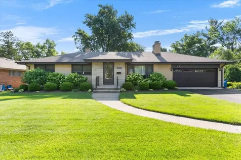 5831 Washington Street Downers Grove IL 60516