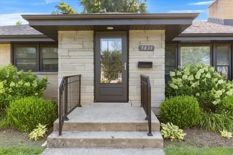 5831 Washington Street Downers Grove IL 60516