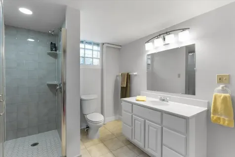 5831 Washington Street Downers Grove IL 60516