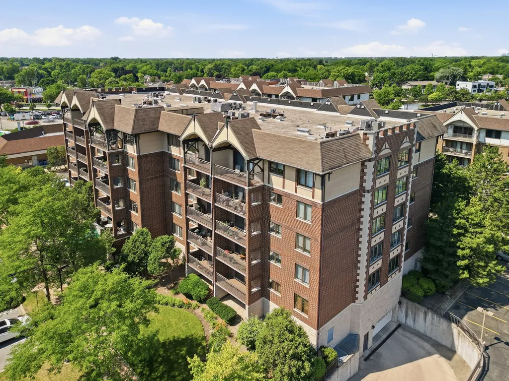 10 South Wille Street Mount Prospect IL 60056
