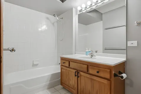 10 South Wille Street Mount Prospect IL 60056