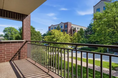10 South Wille Street Mount Prospect IL 60056
