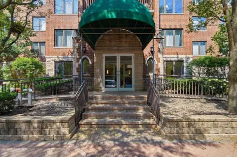 10 South Wille Street Mount Prospect IL 60056
