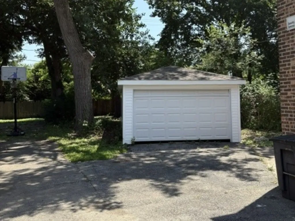 9737 South Merrill Avenue Chicago IL 60617