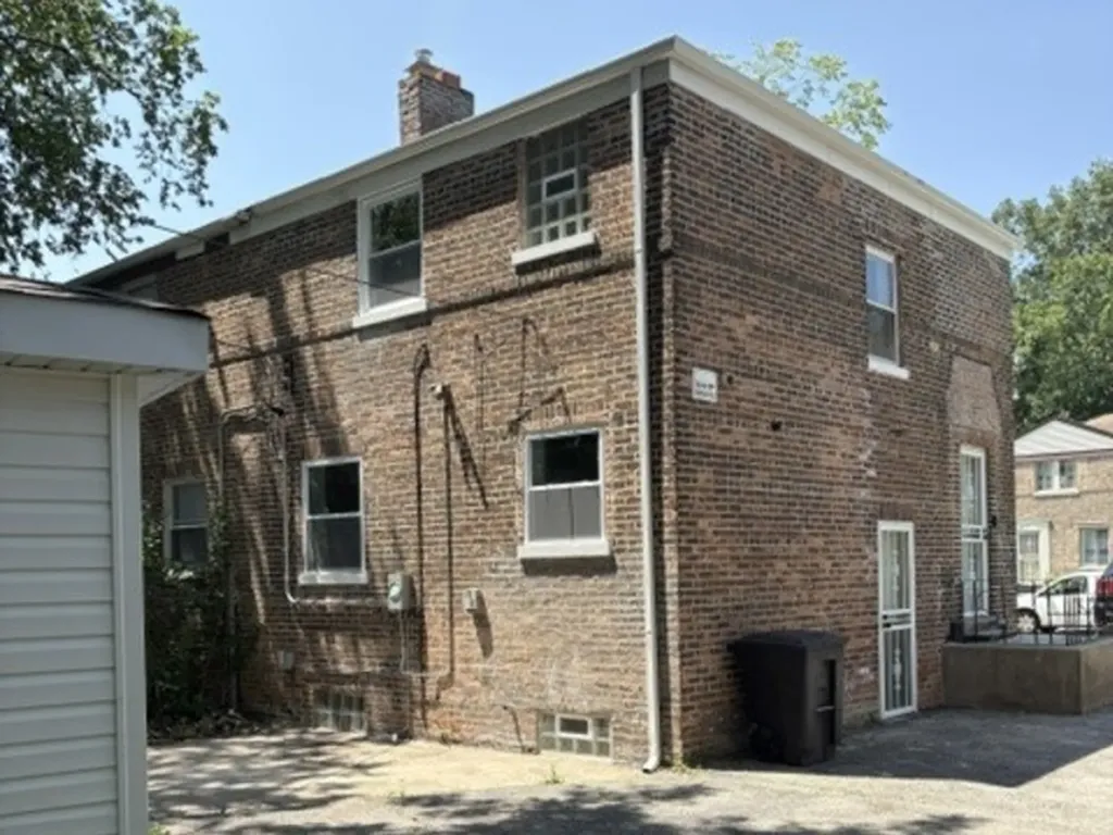 9737 South Merrill Avenue Chicago IL 60617