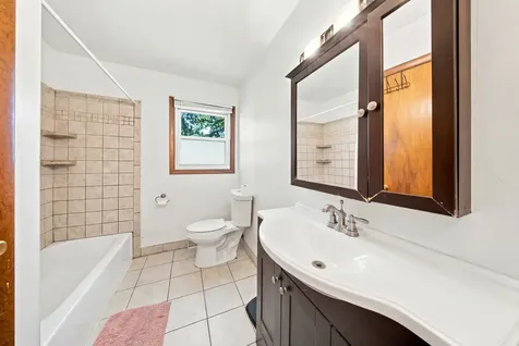 1003 Bellevue Avenue Elgin IL 60120