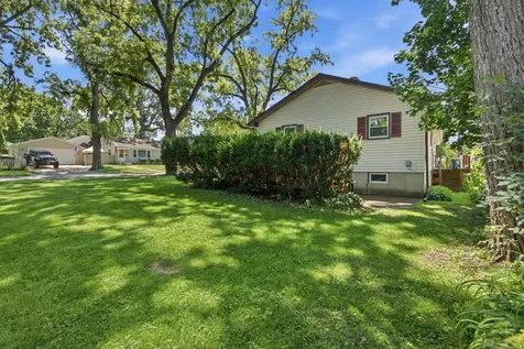 1003 Bellevue Avenue Elgin IL 60120