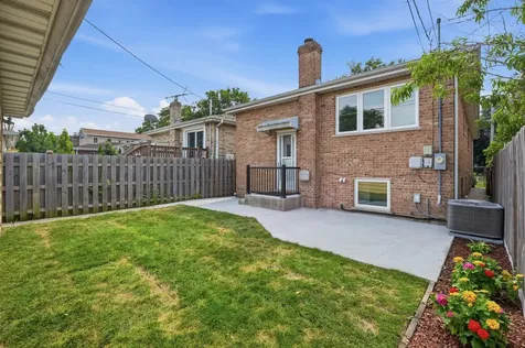 4225 North Newland Avenue Harwood Heights IL 60706