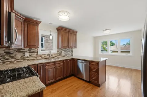 4225 North Newland Avenue Harwood Heights IL 60706