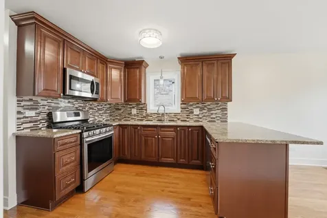 4225 North Newland Avenue Harwood Heights IL 60706