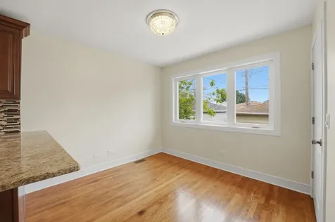 4225 North Newland Avenue Harwood Heights IL 60706