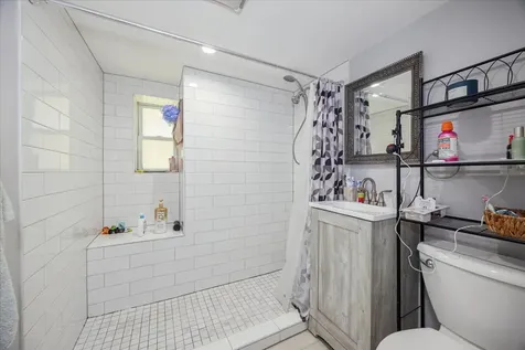 4630 South Sawyer Avenue Chicago IL 60632